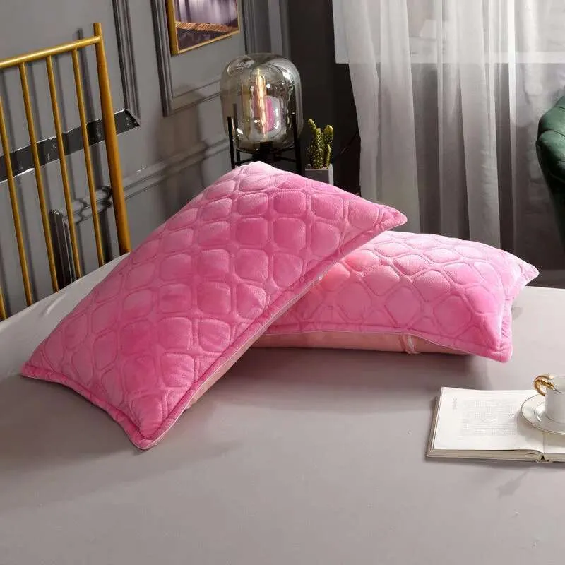 Winter Bliss Velvet Pillowcase