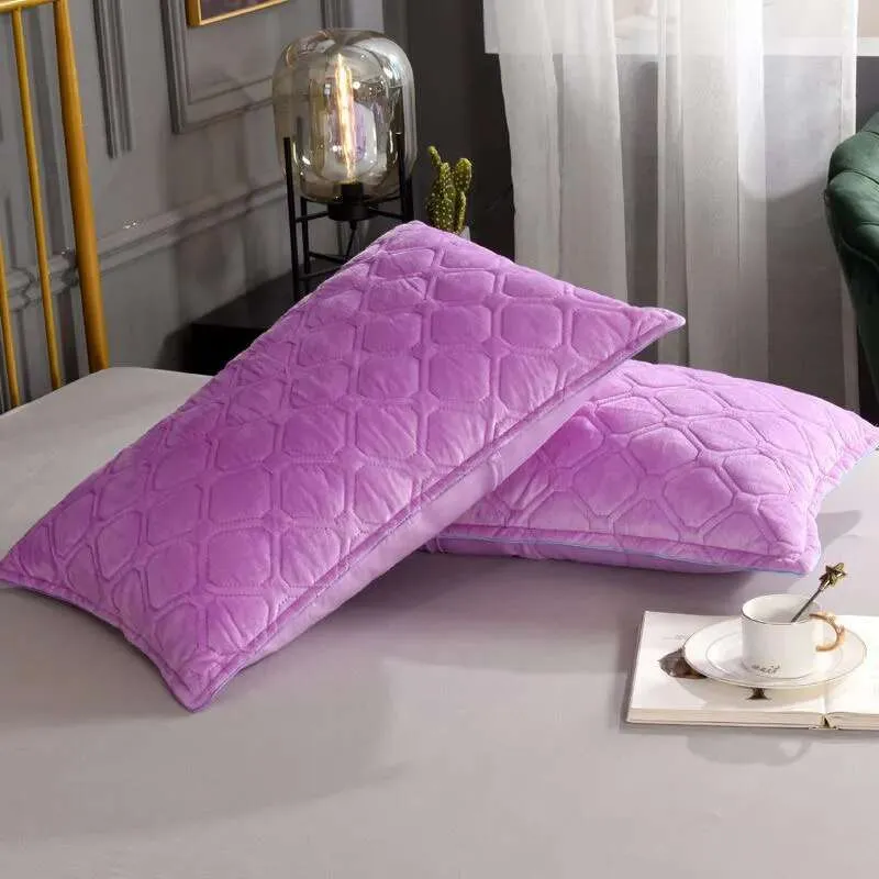 Winter Bliss Velvet Pillowcase
