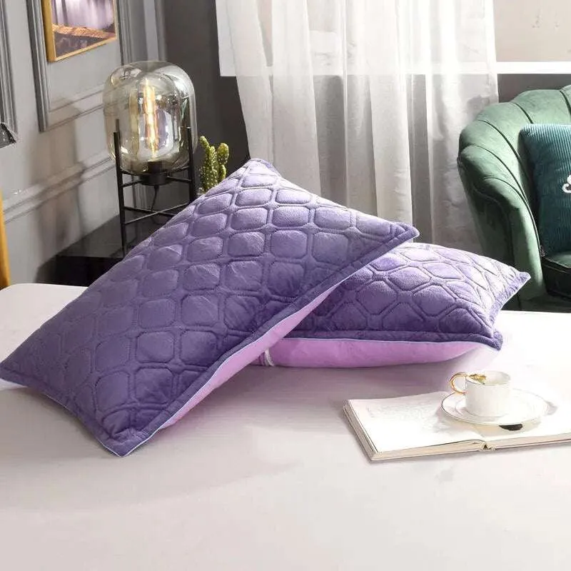 Winter Bliss Velvet Pillowcase