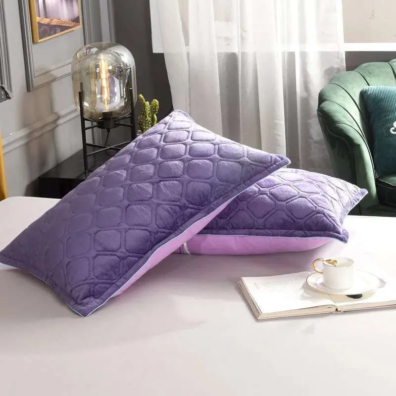 Winter Bliss Velvet Pillowcase